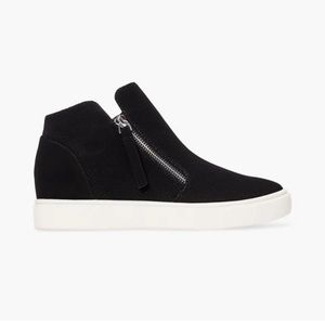 Kayden Wedge Sneaker